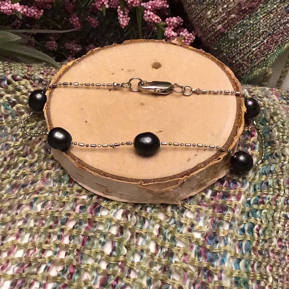 Purple Freshwater Pearls Bracelet - Picture 7 of 7